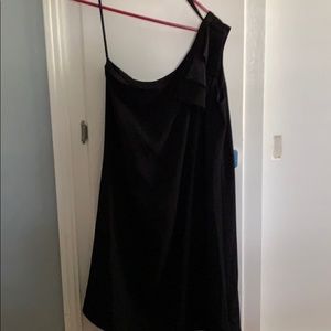 NWOT Versona one shoulder dress.